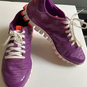 Reebok Women’s Realflex Cross-Trainers, Purple S8